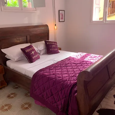 Old Town Retreat Guest house 4*