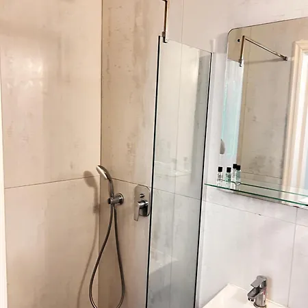 Old Town Retreat Guest house 4*