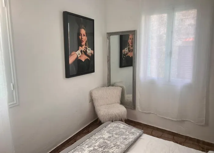 Old Town Retreat 게스트하우스