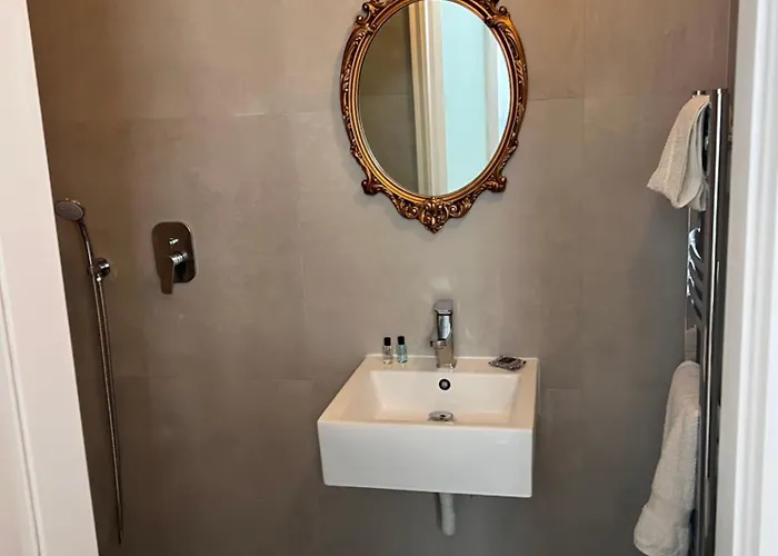 Old Town Retreat 게스트하우스 3*